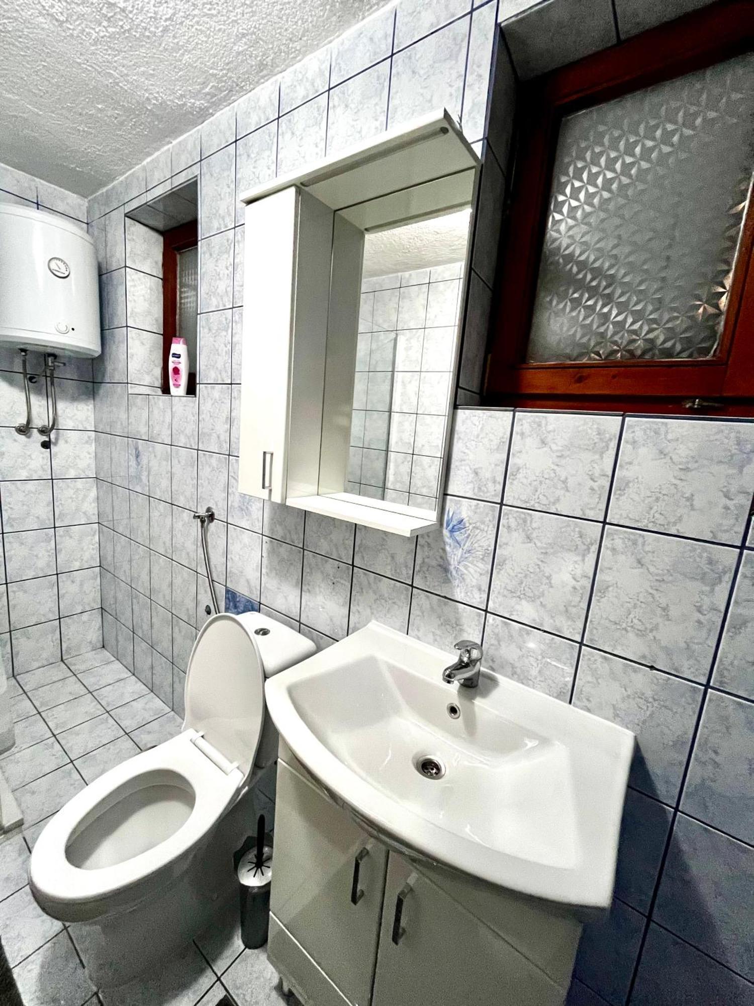 Apart Cobras Jajce Exterior foto